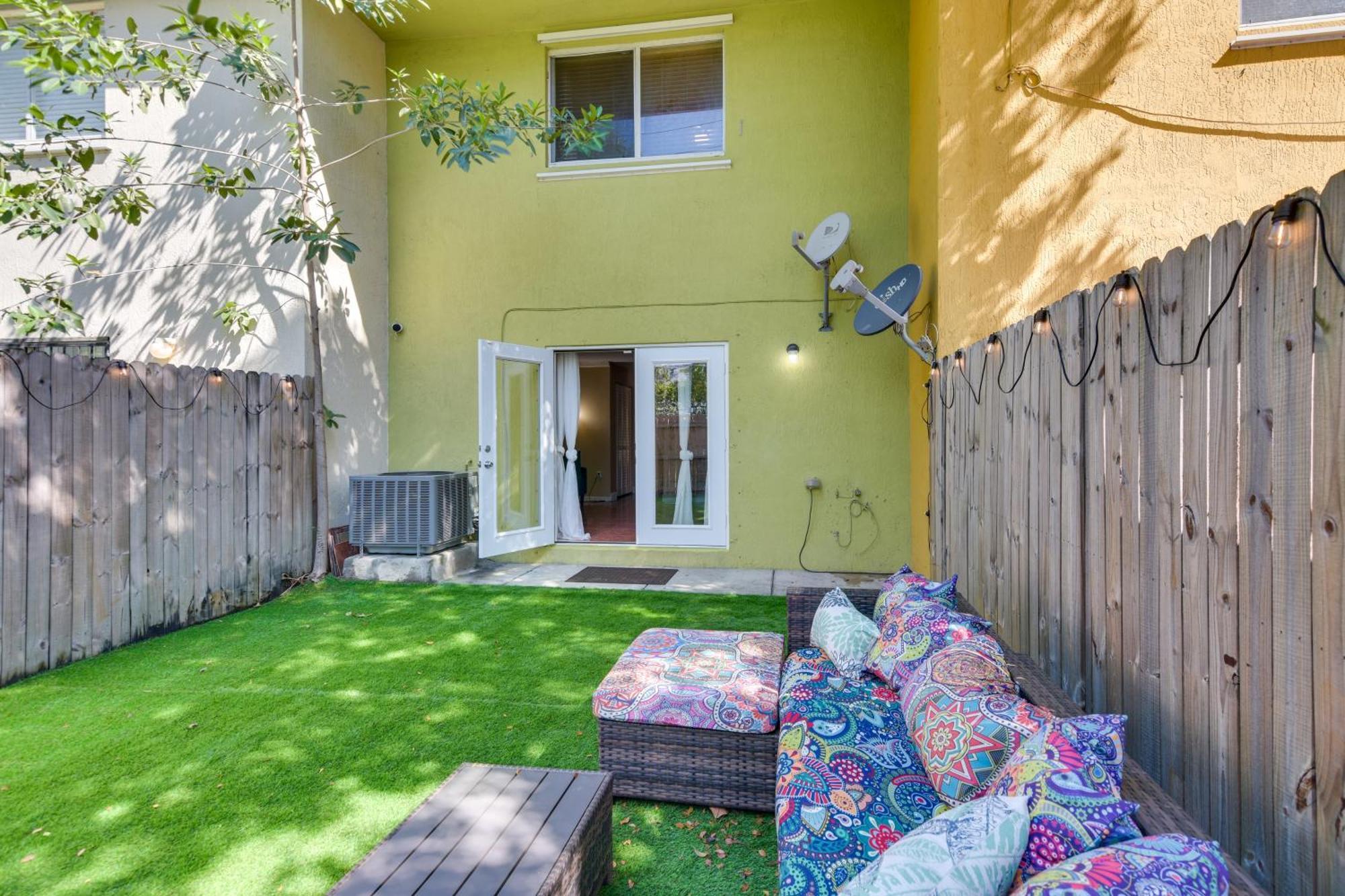Opa-Locka Townhome, 15 Mi To Miami Beach! מראה חיצוני תמונה